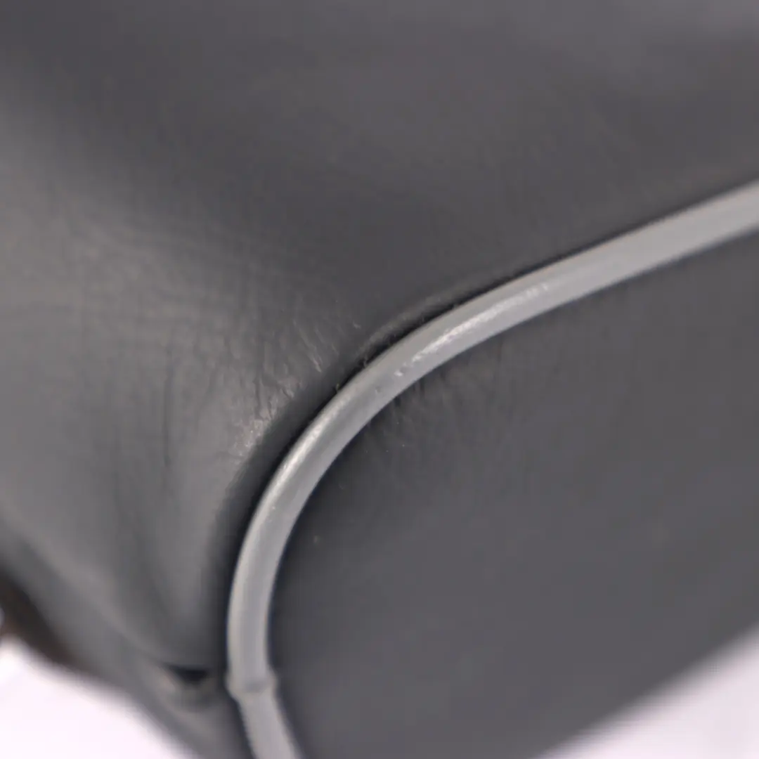 Mercedes W210 Reposacabezas Asiento Trasero Izquierdo Derecho Centro Cuero Negro - SKU A2109704650 - Número de pieza A2109704650