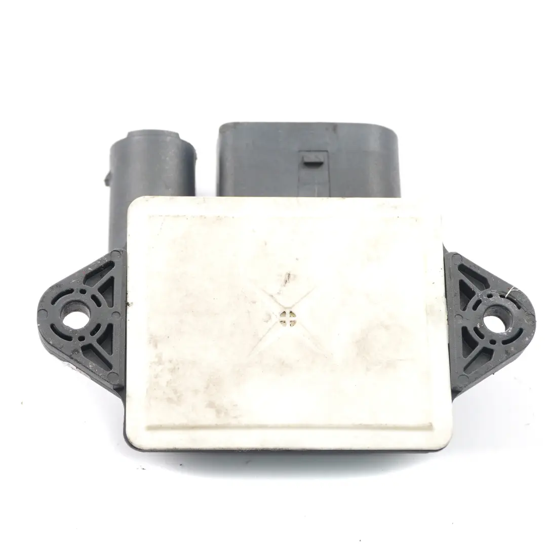 Glühkerzen-Diesel-Relaiseinheit Steuermodul für Mercedes W211 mit Teilenummer A2110021048 Mercedes W211 Glühkerzen-Diesel-Relaiseinheit Steuermodul - SKU A2110021048 - Teilenummer A2110021048