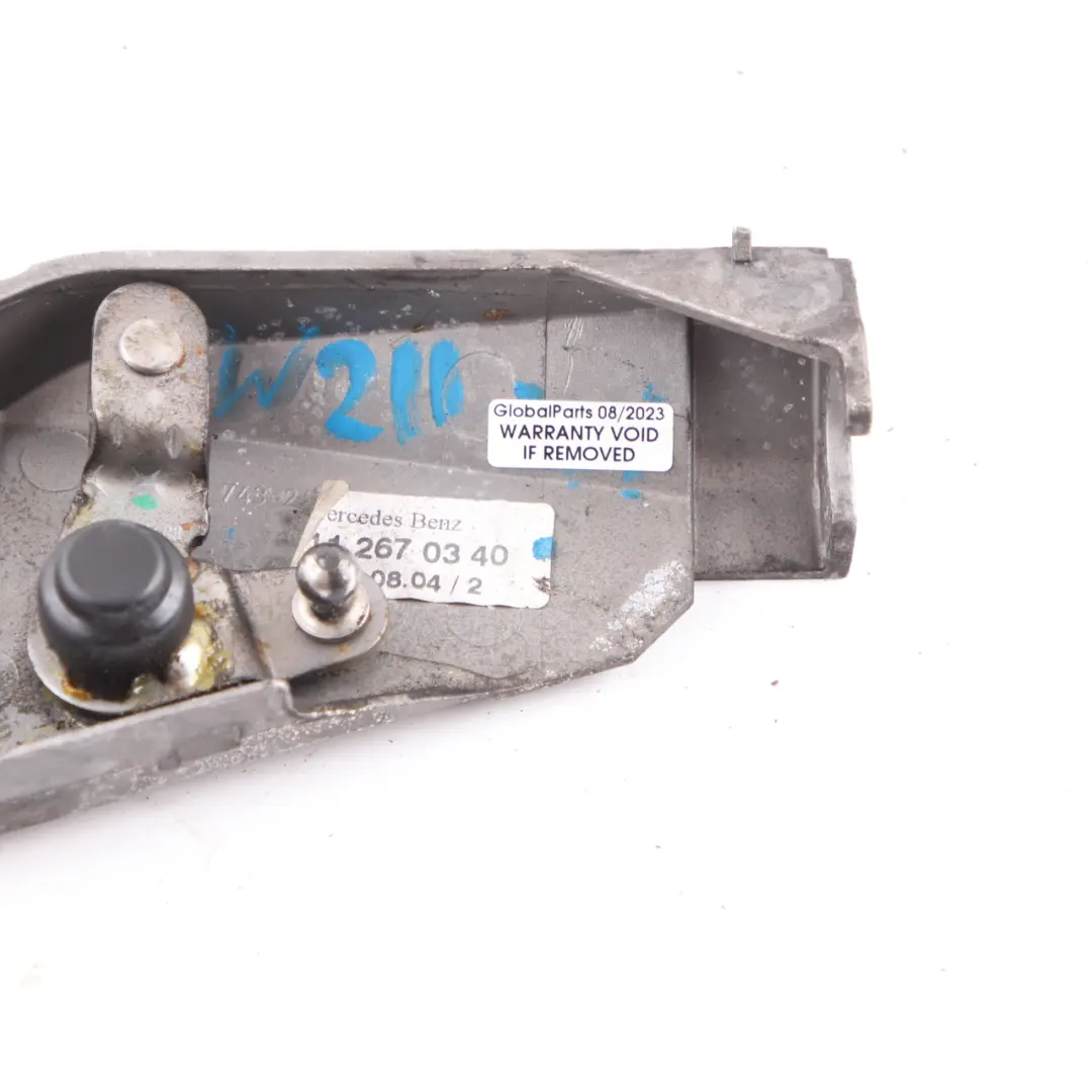 W219 Switching Shifting Mechanism Cable Mount to Mercedes W211 CLS with Part number A2112670340 Mercedes W211 CLS W219 Switching Shifting Mechanism Cable Mount - SKU A2112670340 - Part number A2112670340