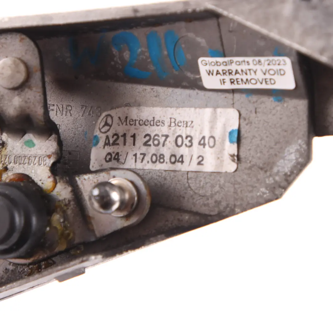 W219 Switching Shifting Mechanism Cable Mount to Mercedes W211 CLS with Part number A2112670340 Mercedes W211 CLS W219 Switching Shifting Mechanism Cable Mount - SKU A2112670340 - Part number A2112670340