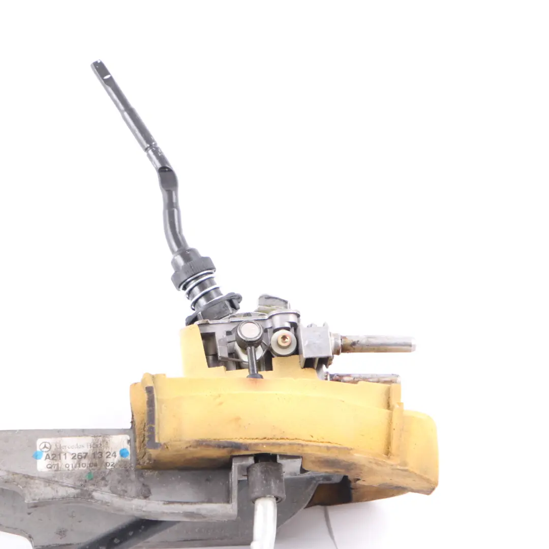 Shift Lever Selector Assembly Manual Gearshift to Mercedes W211 Gear with Part number A2112671324 Mercedes W211 Gear Shift Lever Selector Assembly Manual Gearshift - SKU A2112671324 - Part number A2112671324