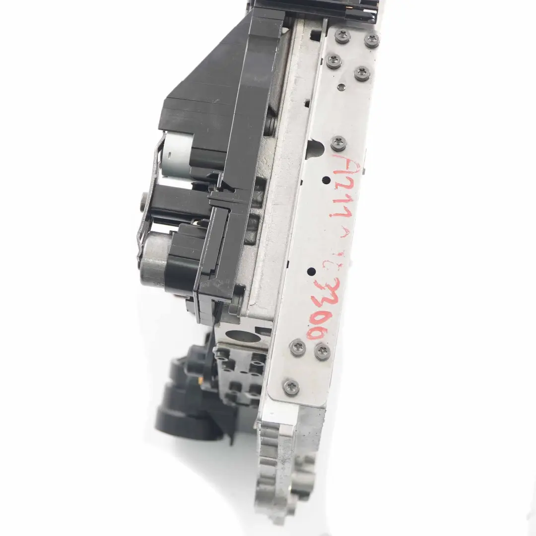 Mechatronik Steuergerät Automatik-Getriebe für Mercedes W203 W204 W211 mit Teilenummer A2112700006 Mercedes W203 W204 W211 Mechatronik Steuergerät Automatik-Getriebe - SKU A2112700006 - Teilenummer A2112700006