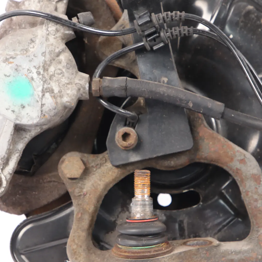 Front Left N/S Suspension Leg Brake Disc Wheel to Mercedes W211 220 CDI with Part number A2113306420 Mercedes W211 220 CDI Front Left N/S Suspension Leg Brake Disc Wheel - SKU A2113306420-2 - Part number A2113306420