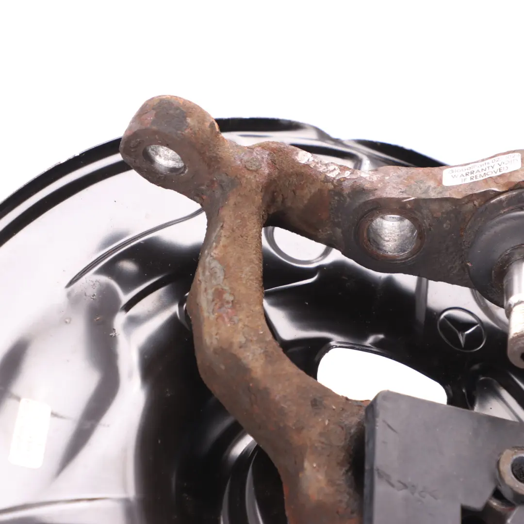 Mercedes W211 Zwrotnica Piasta Przednia Lewa Osłona - SKU A2113306420-3 - Numer Części A2113306420