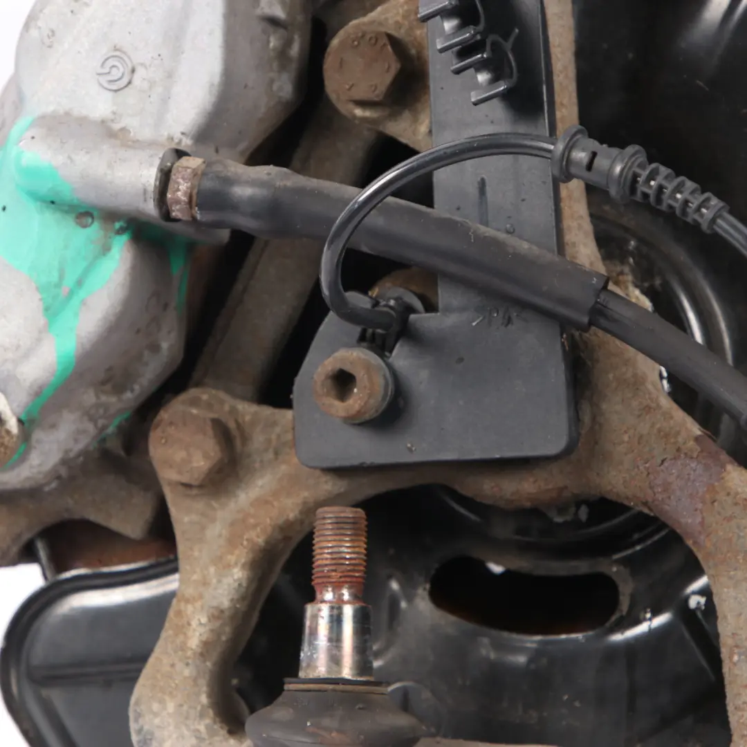 anteriore sinistra sterzo snodo sospensione montaggio ruota staffa per Mercedes W211 con numero di parte A2113306420 Mercedes W211 anteriore sinistra sterzo snodo sospensione montaggio ruota staffa - SKU A2113306420-4 - Numero di parte A2113306420