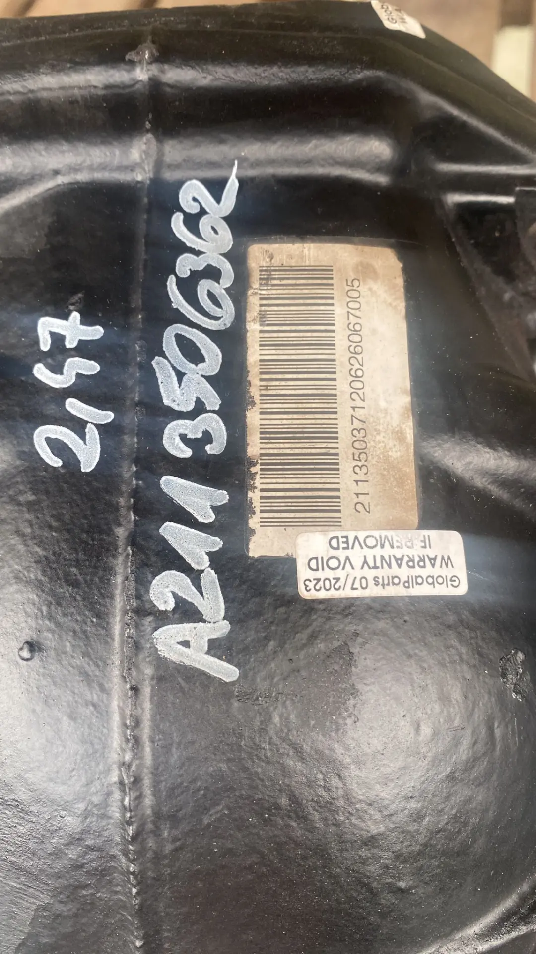 Diff Differential Axle A2113503712 2113503712 2,47 WARRANTY to Mercedes W211 Rear with Part number A2113506362 Mercedes W211 Rear Diff Differential Axle A2113503712 2113503712 2,47 WARRANTY - SKU A2113506362 - Part number A2113506362