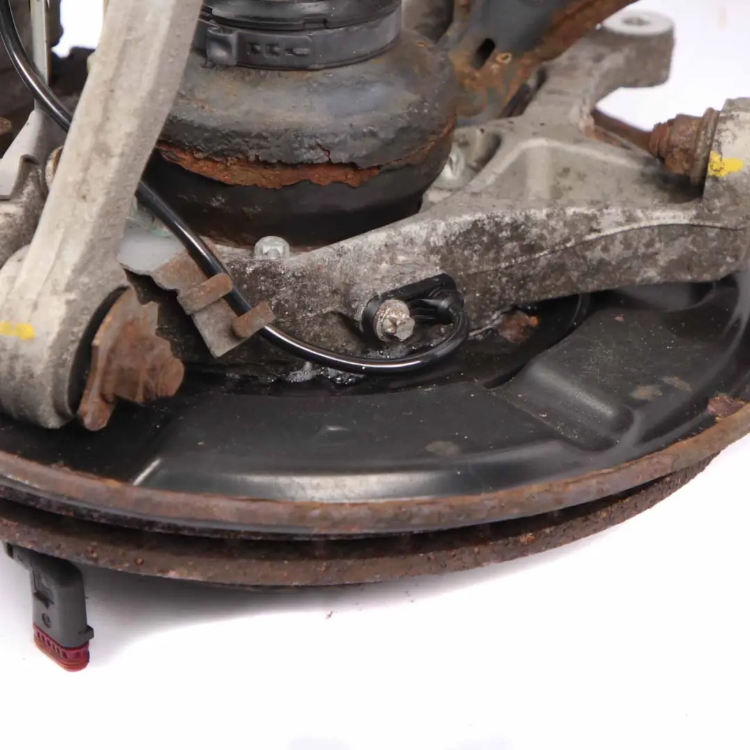 Mercedes W211 W219 CDI Suspensión Trasera Izquierda Disco de Freno Cubo de Rueda - SKU A2113508308 - Número de pieza A2113508308