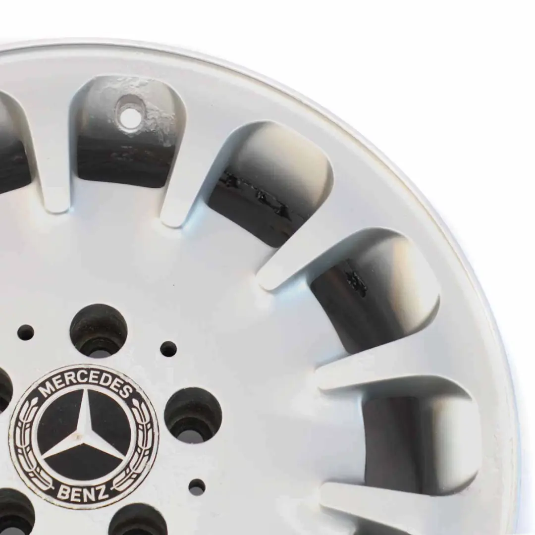 Jante alliage 16" 7,5J ET:42 pour Mercedes W211 à propos du numéro de pièce A2114014402 Mercedes W211 Jante alliage 16" 7,5J ET:42 - SKU A2114014402-2 - Numéro de pièce A2114014402