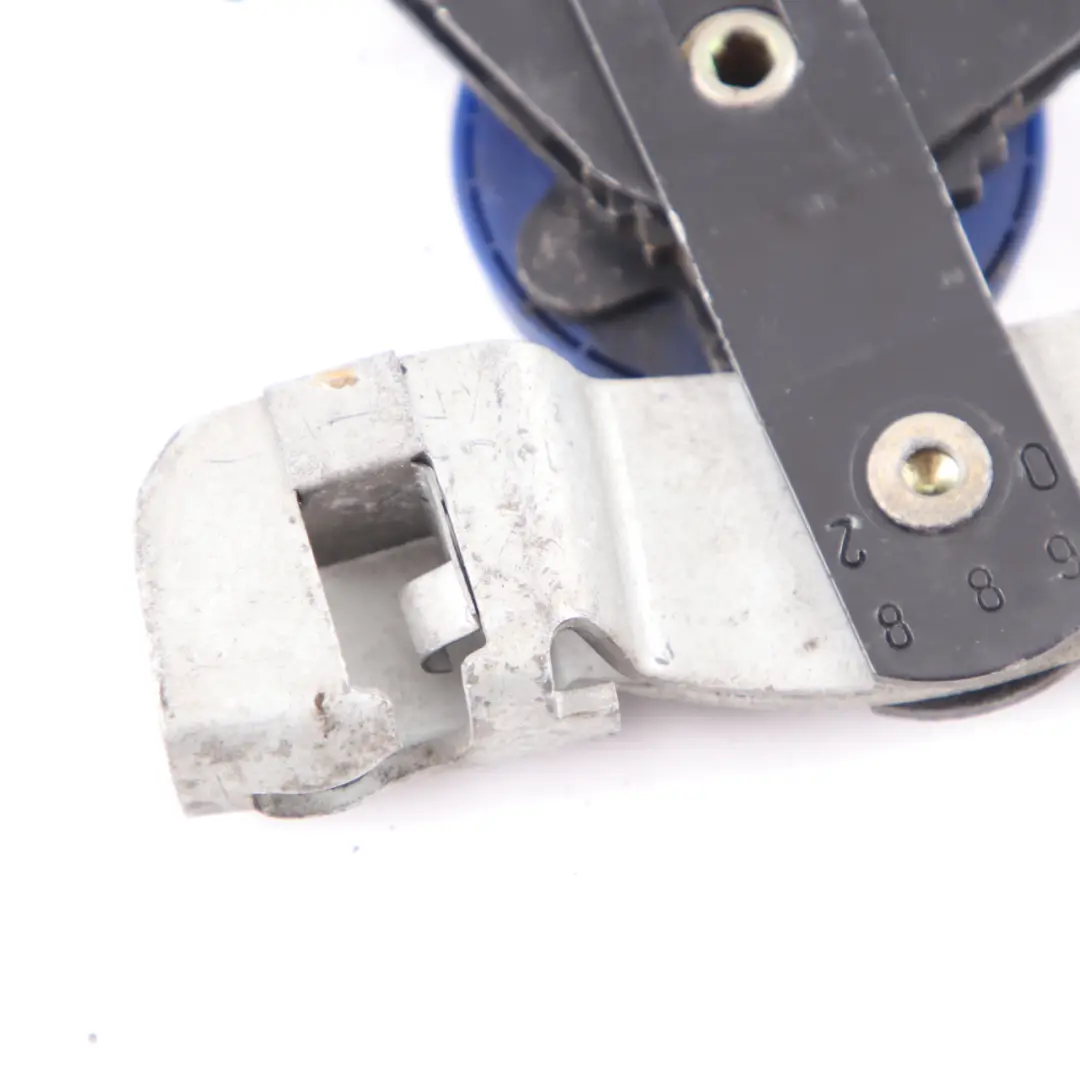 Handbremse Feststellbremse Einsteller Mechanismus A2114200738 für Mercedes W211 mit Teilenummer A2114200638 Mercedes W211 Handbremse Feststellbremse Einsteller Mechanismus A2114200738 - SKU A2114200638-2 - Teilenummer A2114200638