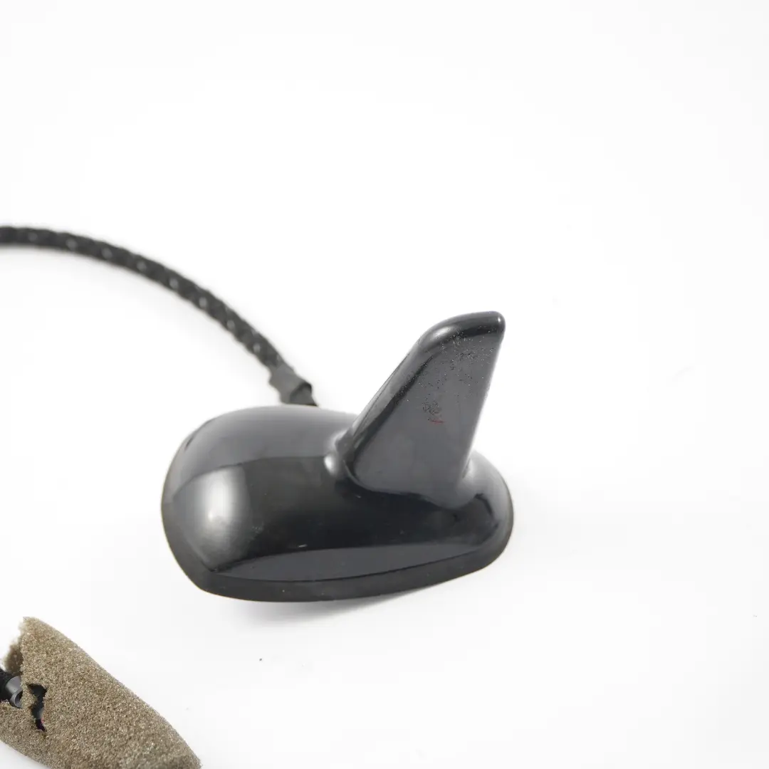  Antenne de toit Mercedes W211 Câblage arrière Antena Roof Shark - SKU A2114401507 - Numéro de pièce A2114401507