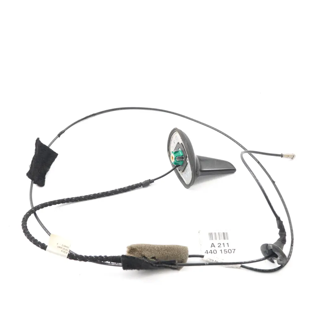  Antena Techo Mercedes W211 Cableado Trasero Antena Techo Shark - SKU A2114401507 - Número de pieza A2114401507