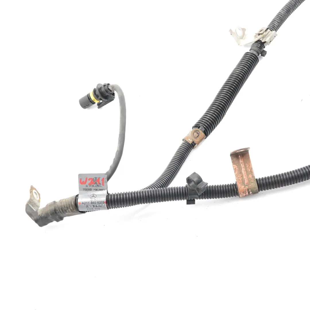 OM646 Cable batería arranque Alternador Mazo cables para Mercedes W211 con número de pieza A2114406209 Mercedes W211 OM646 Cable batería arranque Alternador Mazo cables - SKU A2114406209 - Número de pieza A2114406209