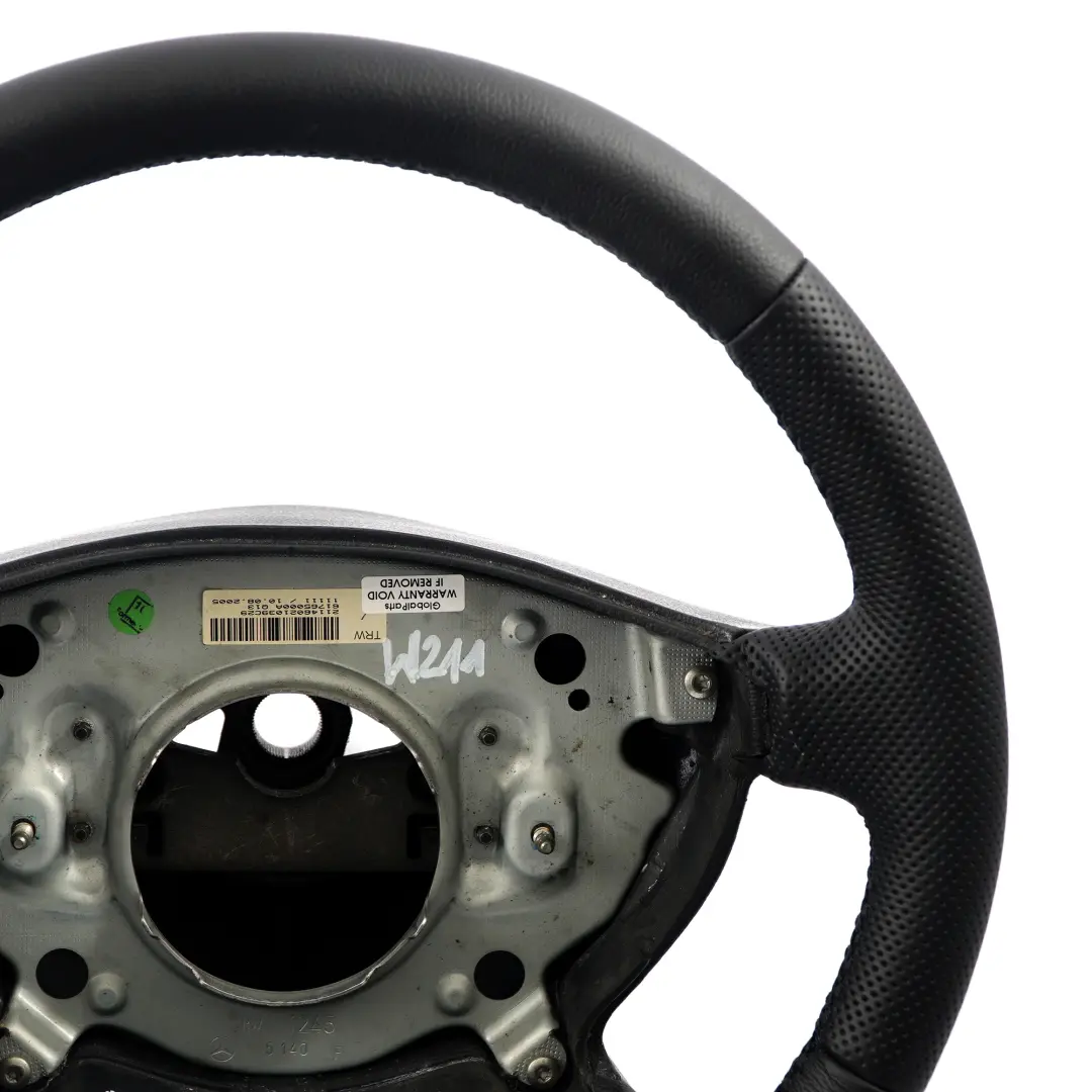 Mercedes W211 NOUVEAU Volant en cuir noir Filets noirs - SKU A2114602103-1 - Numéro de pièce A2114602103