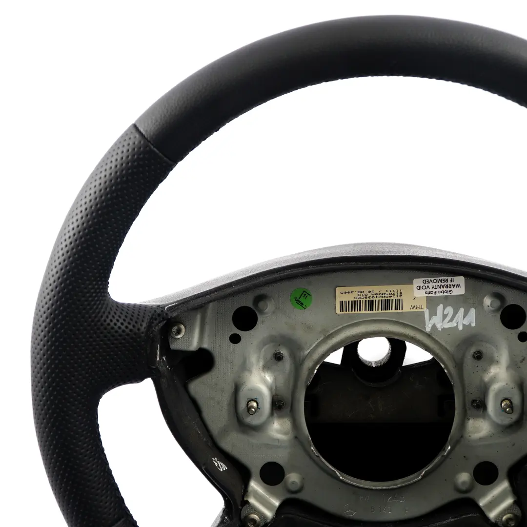 Mercedes W211 NOUVEAU Volant en cuir noir Filets noirs - SKU A2114602103-1 - Numéro de pièce A2114602103