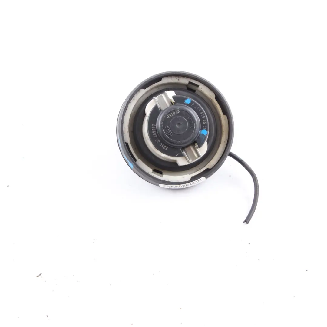 Filler Cap Mercedes W169 W204 W211 W203 W207 Tank Cover Black to Fuel with Part number A2114700505 Fuel Filler Cap Mercedes W169 W204 W211 W203 W207 Tank Cover Black - SKU A2114700505 - Part number A2114700505