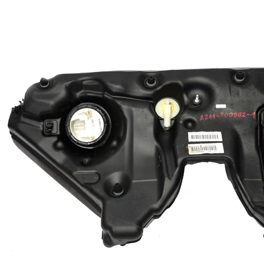 Réservoir complet de carburant diesel 65L A2114708701 pour Mercedes W211 à propos du numéro de pièce A2114700902 Mercedes W211 Réservoir complet de carburant diesel 65L A2114708701 - SKU A2114700902-1 - Numéro de pièce A2114700902