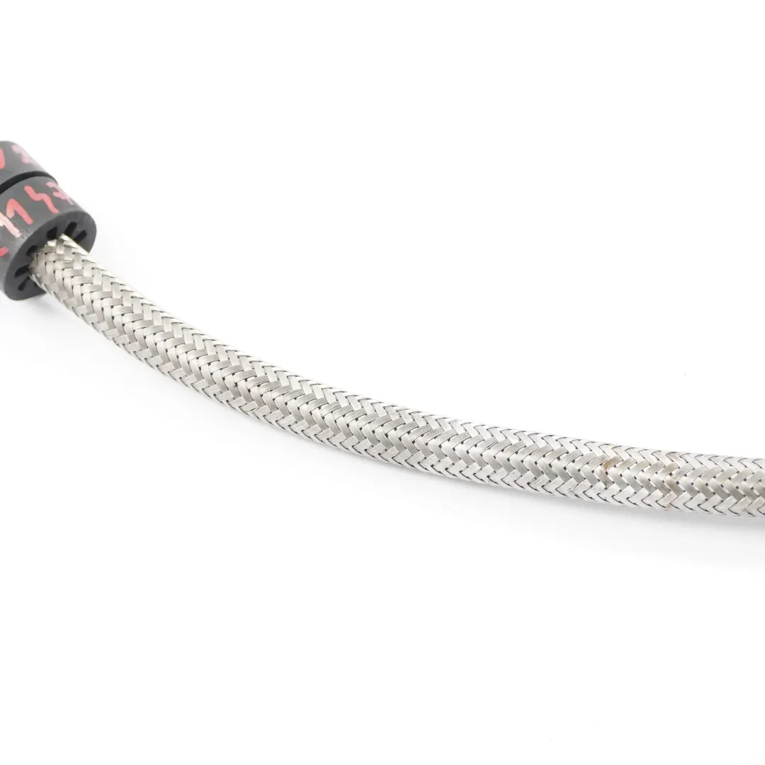 Benzin M272 Kraftstoffzufuhrschlauch zum Motor für Mercedes W211 C219 mit Teilenummer A2114701575 Mercedes W211 C219 Benzin M272 Kraftstoffzufuhrschlauch zum Motor - SKU A2114701575 - Teilenummer A2114701575