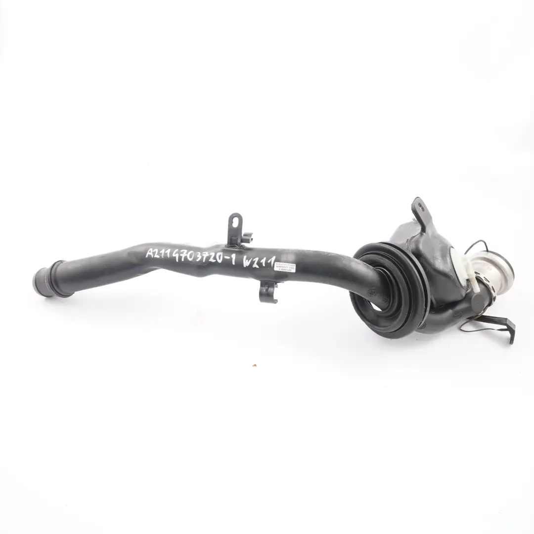 Mercedes W211 Króciec Wlewu Paliwa - SKU A2114703720-1 - Numer Części A2114703720