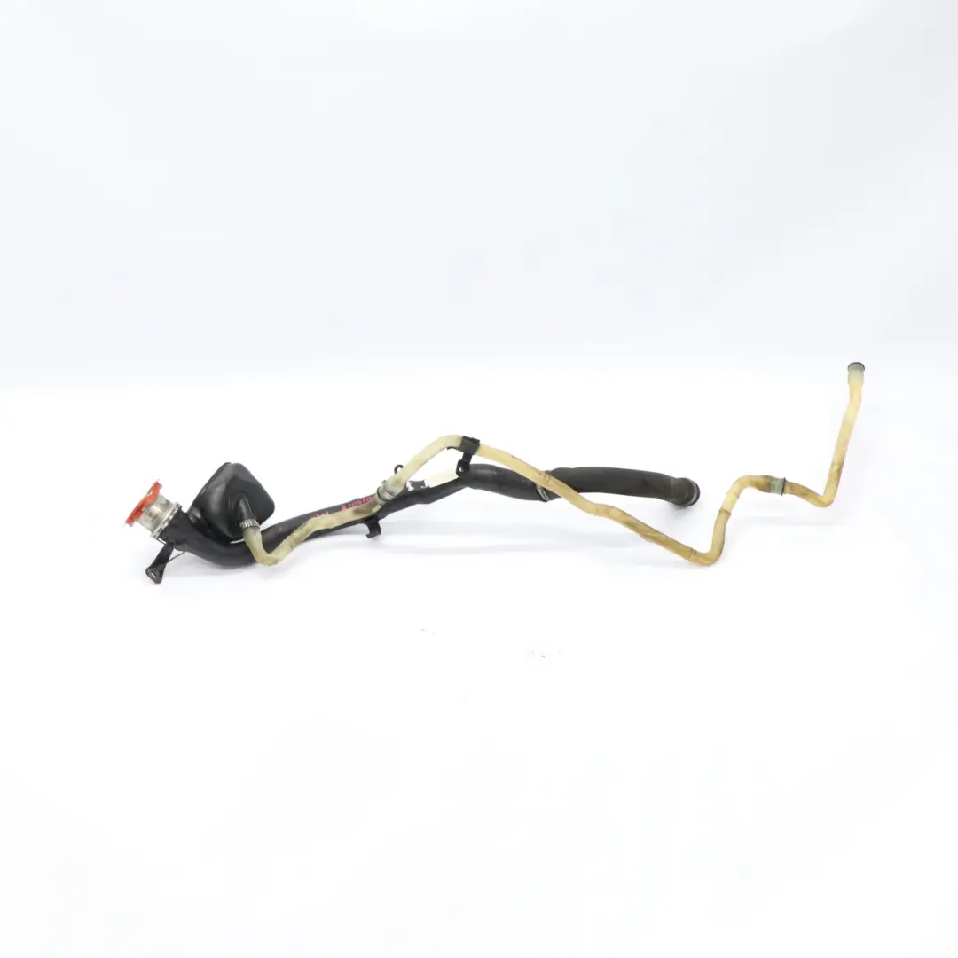 depósito de combustible cuello manguera para Mercedes W211 Diesel con número de pieza A2114703720 Mercedes W211 Diesel depósito de combustible cuello manguera - SKU A2114703720 - Número de pieza A2114703720