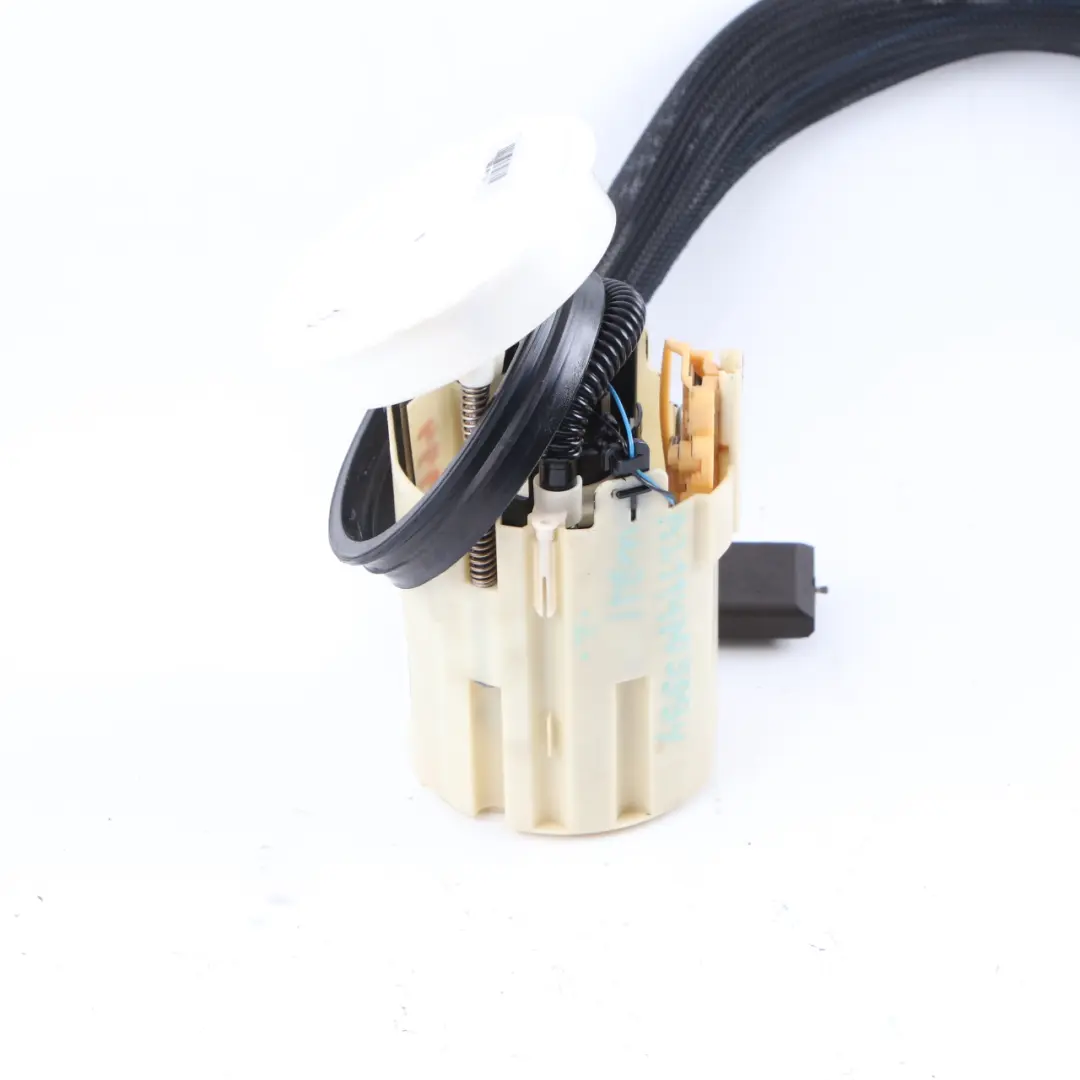 Capteur niveau carburant diesel Unité de filtrage pour Mercedes W211 C219 à propos du numéro de pièce A2114705994 Mercedes W211 C219 Capteur niveau carburant diesel Unité de filtrage - SKU A2114705994 - Numéro de pièce A2114705994