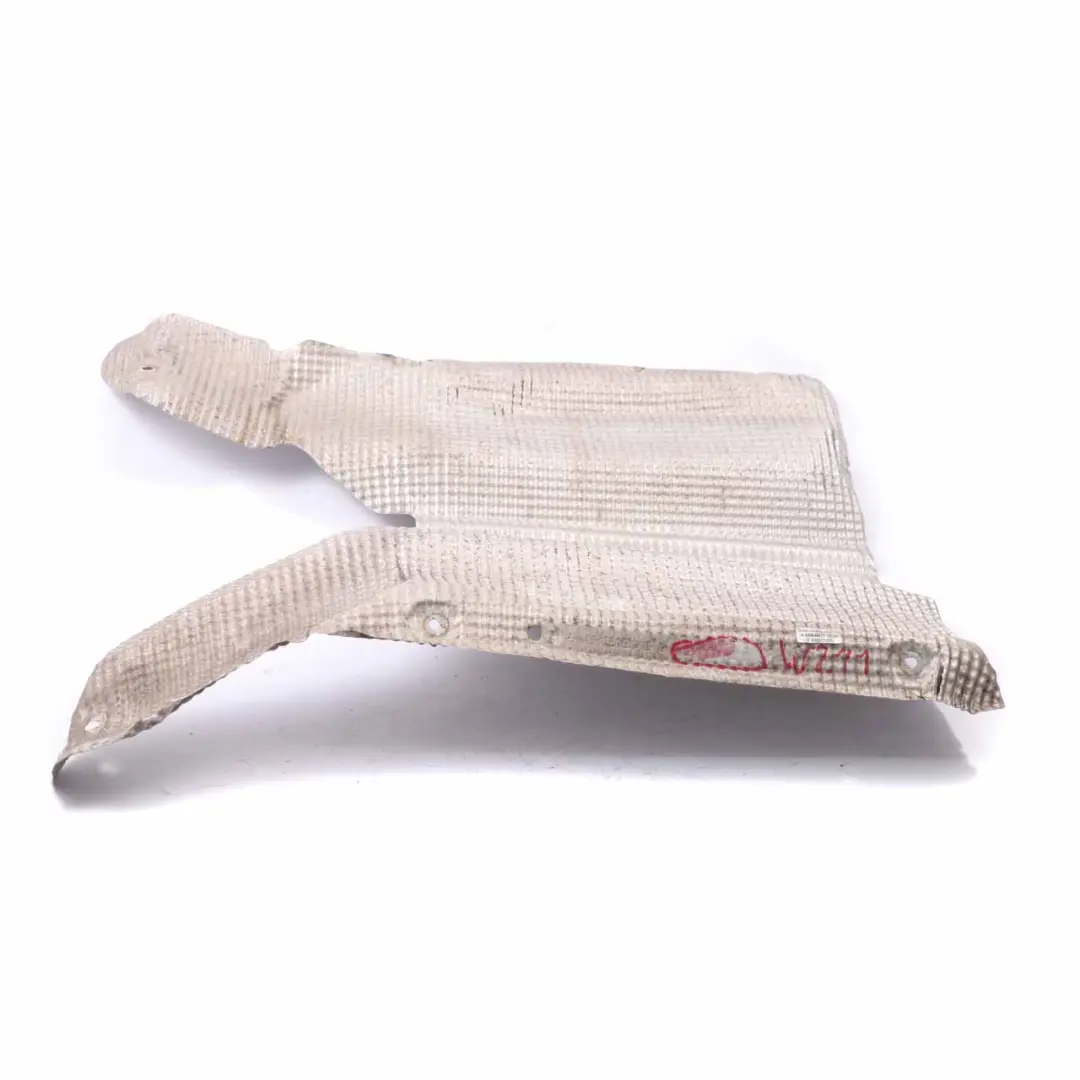 Bouclier thermique Mercedes W211 W219 Plaque recouvrement silencieux pour à propos du numéro de pièce A2114710337 Bouclier thermique Mercedes W211 W219 Plaque recouvrement silencieux - SKU A2114710337 - Numéro de pièce A2114710337