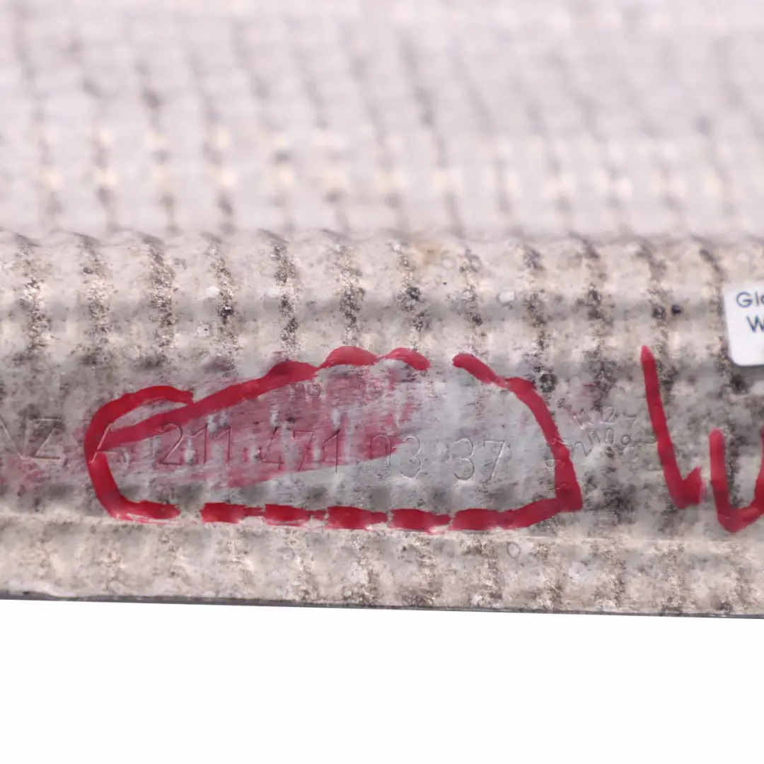 W219 Osłona Termiczna Wydechu do Mercedes W211 o numerze A2114710337 Mercedes W211 W219 Osłona Termiczna Wydechu - SKU A2114710337 - Numer Części A2114710337