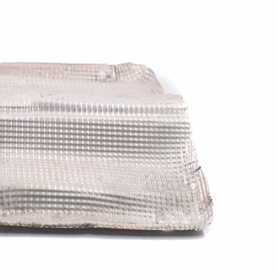 termico Mercedes W211 W219 Piastra di copertura Marmitta per Scudo con numero di parte A2114710337 Scudo termico Mercedes W211 W219 Piastra di copertura Marmitta - SKU A2114710337 - Numero di parte A2114710337