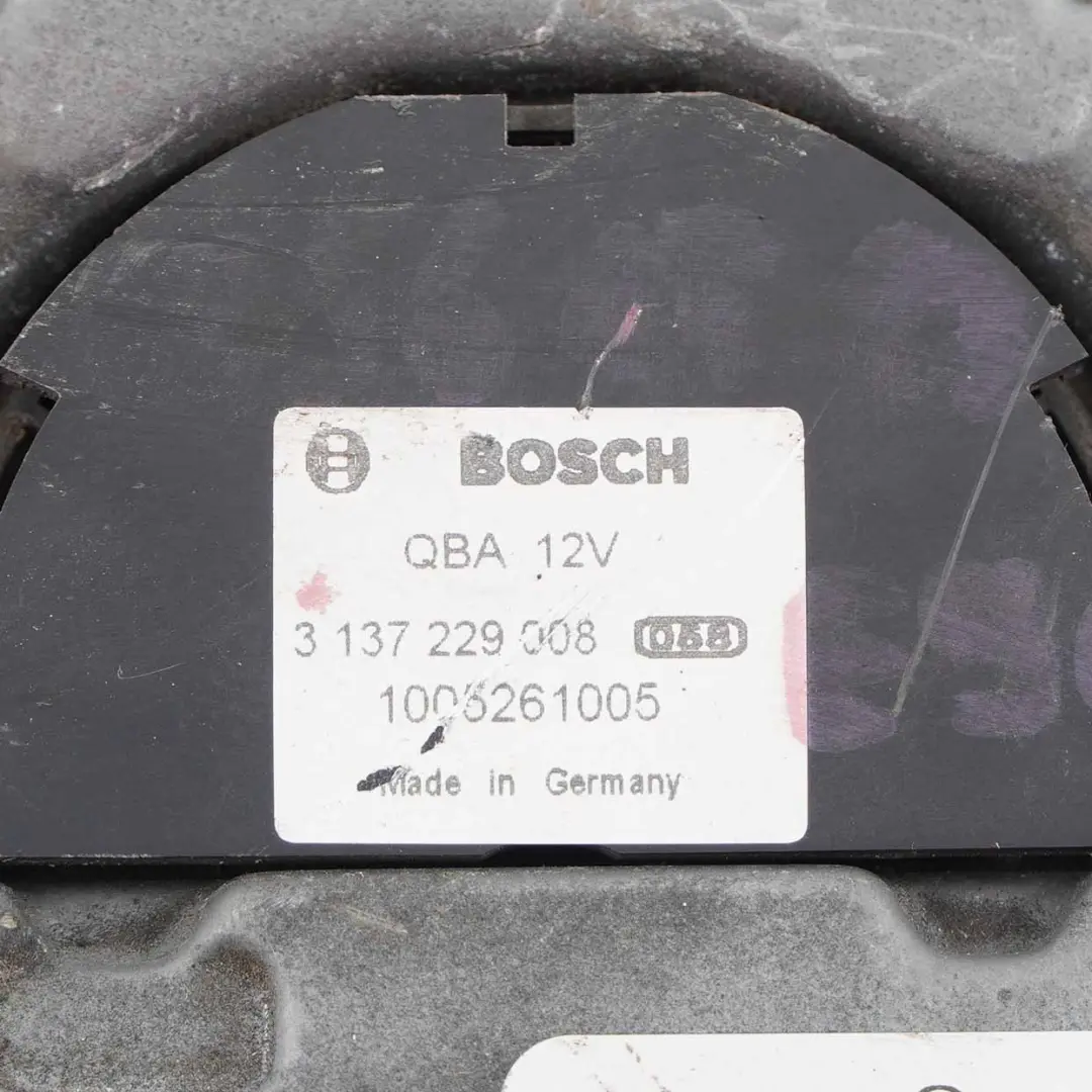 Mercedes W211 Refrigeración del motor Ventilador del radiador - SKU A2115000593-1 - Número de pieza A2115000593