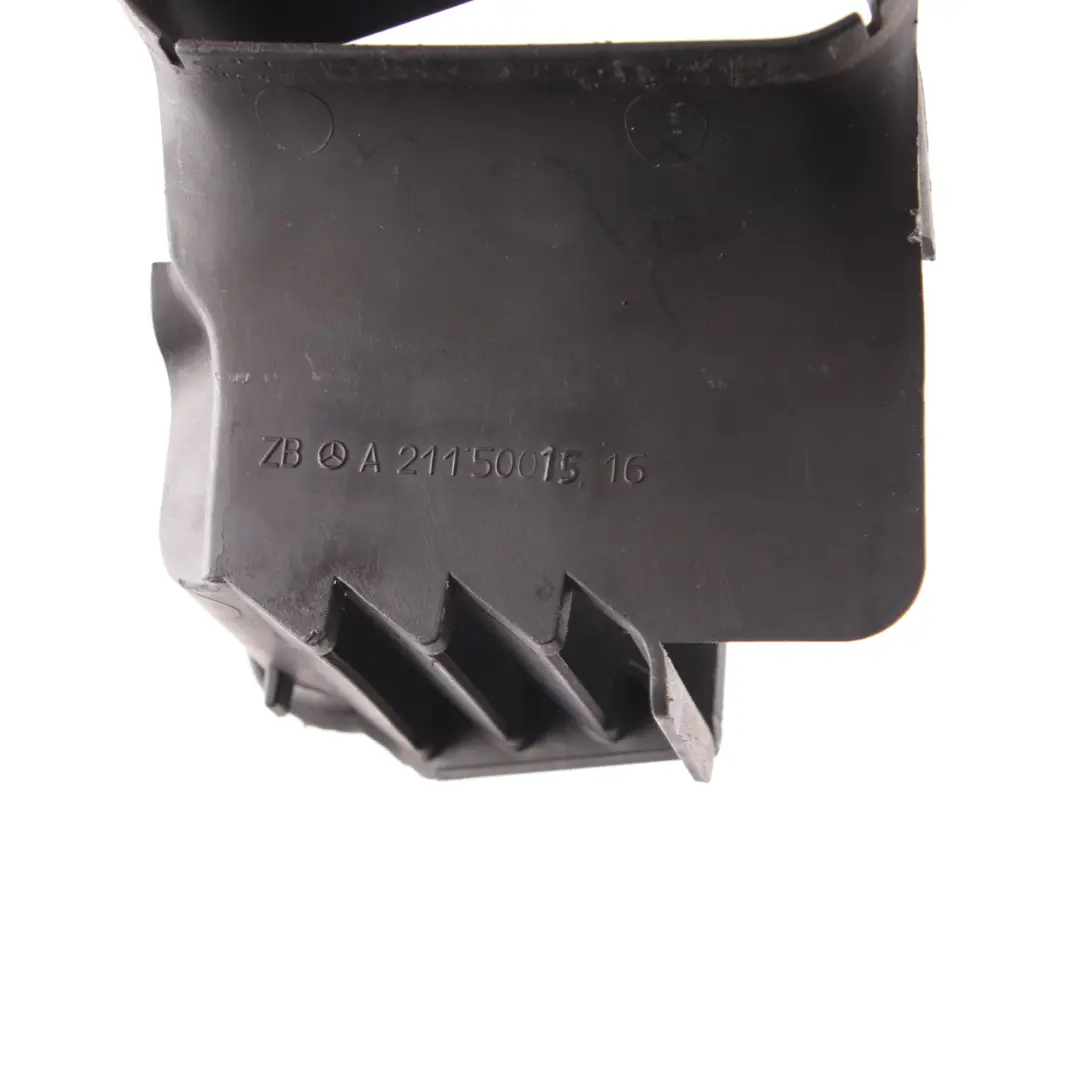 Radiator Air Baffle Duct Guide Top Support Bracket A2115050415 to Mercedes W211 with Part number A2115001516 Mercedes W211 Radiator Air Baffle Duct Guide Top Support Bracket A2115050415 - SKU A2115001516 - Part number A2115001516