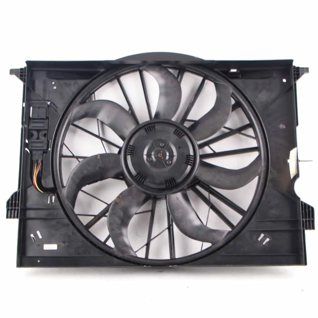 Ventola Radiatore Mercedes W211 S211 W219 Motore Raffreddamento Sind per con numero di parte A2115001693 Ventola Radiatore Mercedes W211 S211 W219 Motore Raffreddamento Sind - SKU A2115001693 - Numero di parte A2115001693