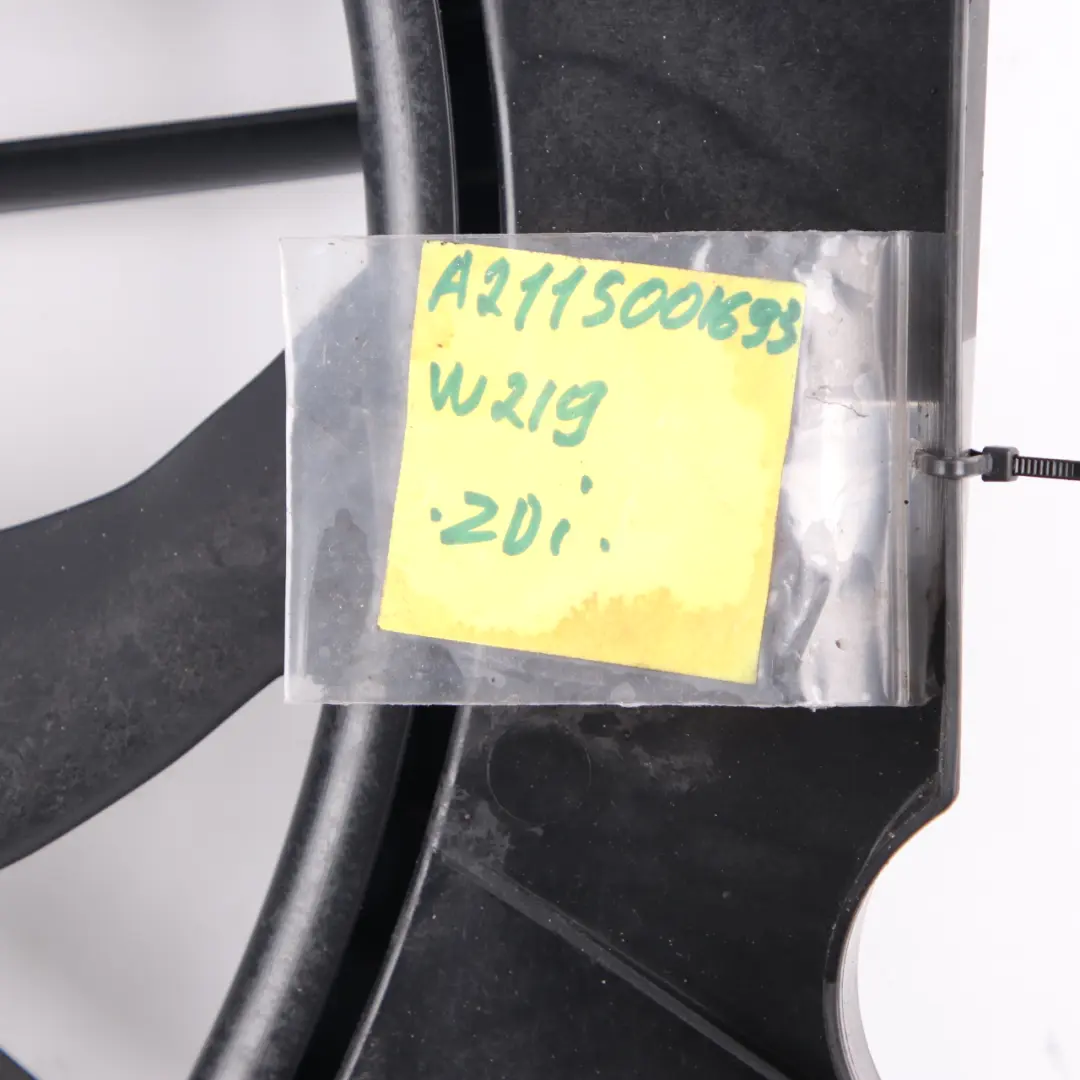  Wentylator Chłodnicy Mercedes W211 S211 W219 - SKU A2115001693 - Numer Części A2115001693