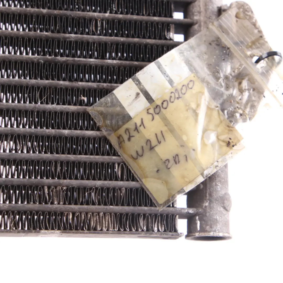 Ölkühler Mercedes W211 C219 OM642 Getriebe Getriebekühler Kühler A2115000200 für mit Teilenummer A2115001700 Ölkühler Mercedes W211 C219 OM642 Getriebe Getriebekühler Kühler A2115000200 - SKU A2115001700-1 - Teilenummer A2115001700