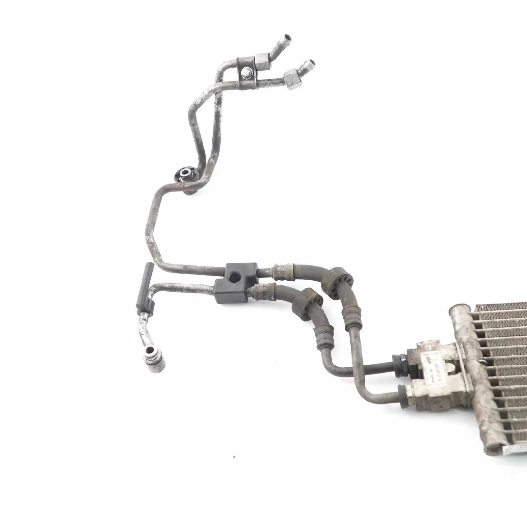 Radiatore olio Mercedes W209 W211 W219 Cambio Radiatore per con numero di parte A2115001700 Radiatore olio Mercedes W209 W211 W219 Cambio Radiatore - SKU A2115001700 - Numero di parte A2115001700