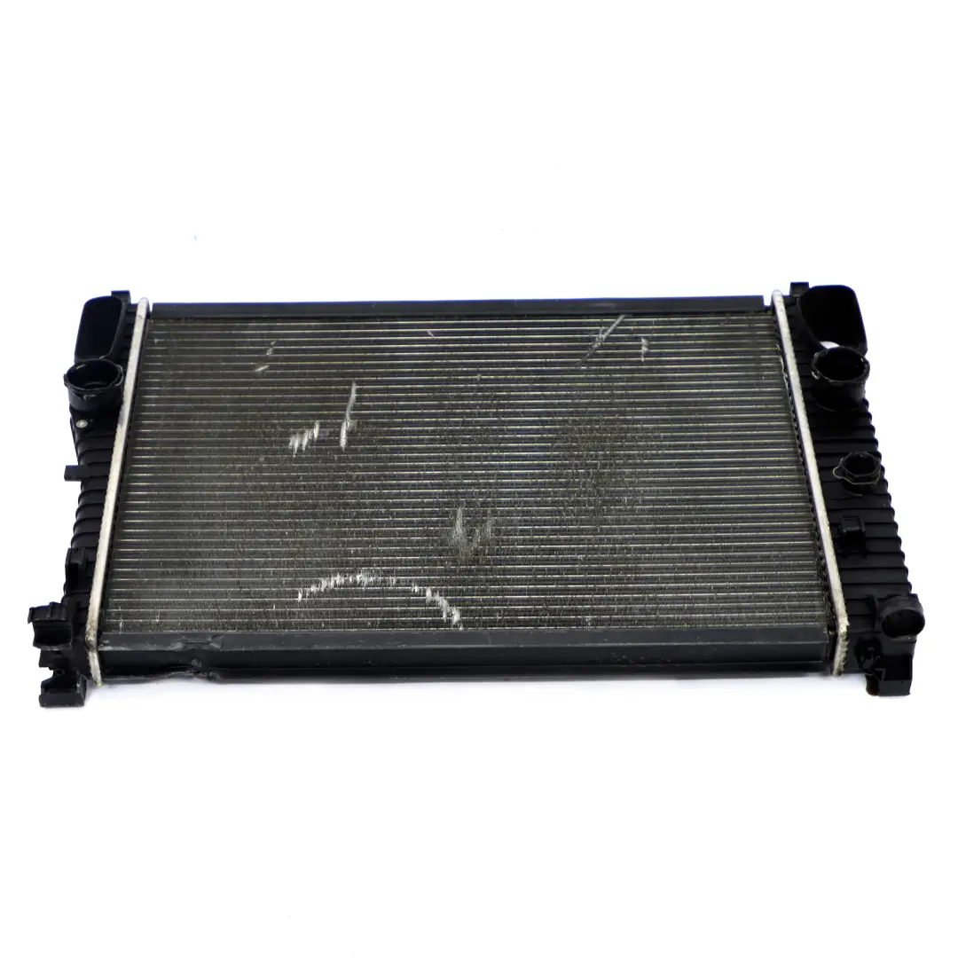  Radiatore Mercedes W211 CLS C219 M271 Motore Acqua Refrigerante - SKU A2115002302 - Numero di parte A2115002302