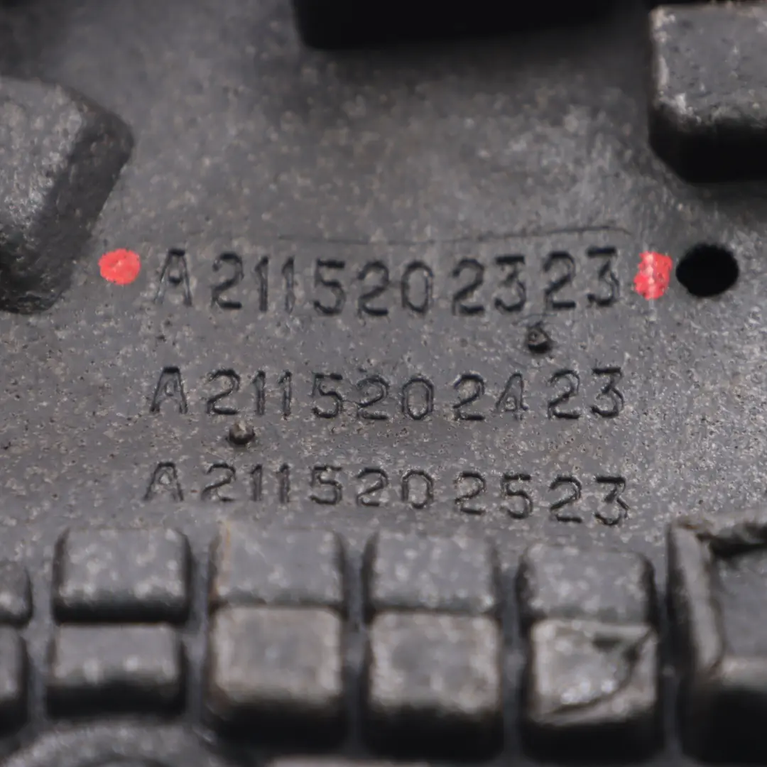 Osłona Silnika do Mercedes W211 o numerze A2115202323 Mercedes W211 Osłona Silnika - SKU A2115202323 - Numer Części A2115202323