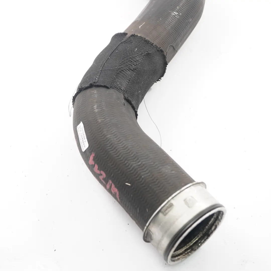 OM646 Turbo Intercooler Aria Tubo aspirazione Linea per Mercedes W211 con numero di parte A2115284182 Mercedes W211 OM646 Turbo Intercooler Aria Tubo aspirazione Linea - SKU A2115284182 - Numero di parte A2115284182
