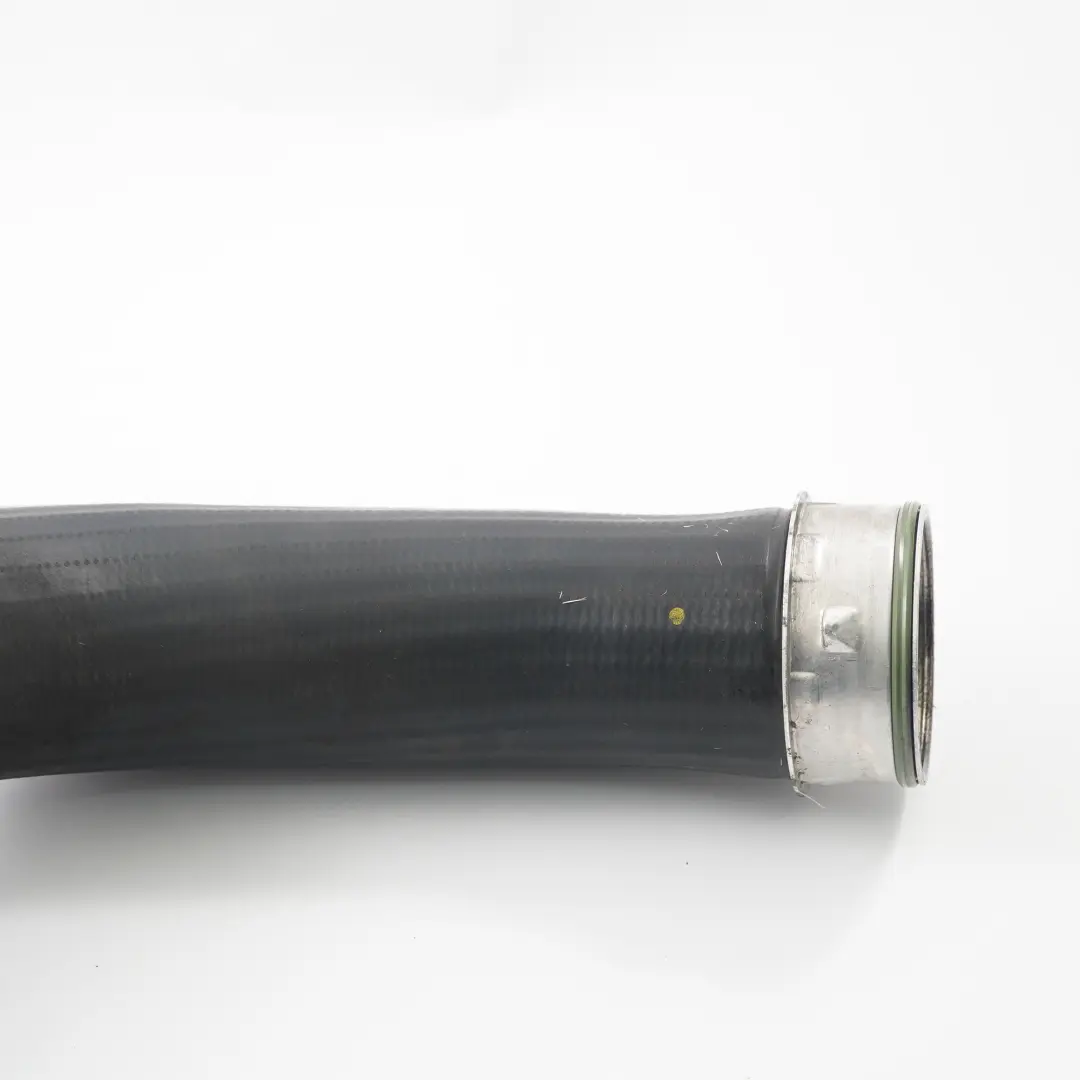 OM646 Tubo di aspirazione Tubo dell'intercooler per Mercedes W211 con numero di parte A2115284282 Mercedes W211 OM646 Tubo di aspirazione Tubo dell'intercooler - SKU A2115284282 - Numero di parte A2115284282