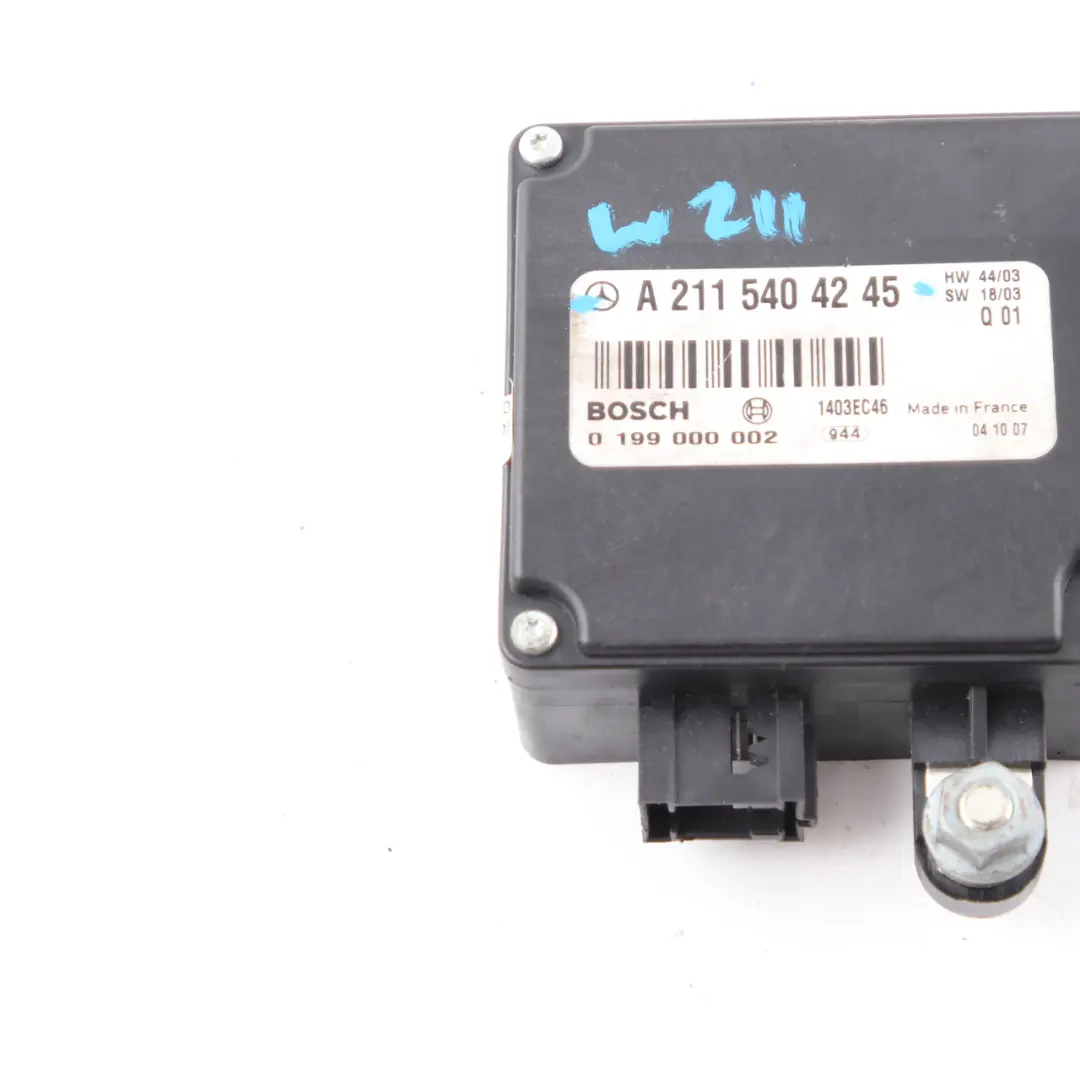 Control Module Relay to Mercedes W211 Battery Load with Part number A2115404245 Mercedes W211 Battery Load Control Module Relay - SKU A2115404245 - Part number A2115404245