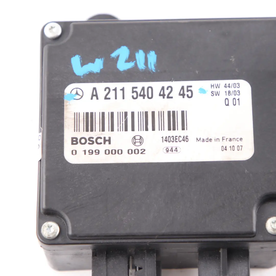 Control Module Relay to Mercedes W211 Battery Load with Part number A2115404245 Mercedes W211 Battery Load Control Module Relay - SKU A2115404245 - Part number A2115404245