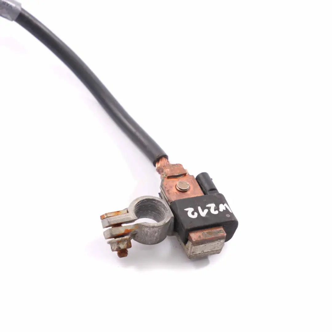 Negative Battery Terminal Cable Wiring to Mercedes W211 with Part number A2115420418 Mercedes W211 Negative Battery Terminal Cable Wiring - SKU A2115420418 - Part number A2115420418