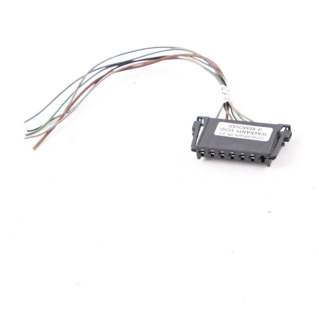 Mercedes W221 Bouchon Lampe Câblage prise d'éclairage arrière gauche - SKU A2115450328 - Numéro de pièce A2115450328