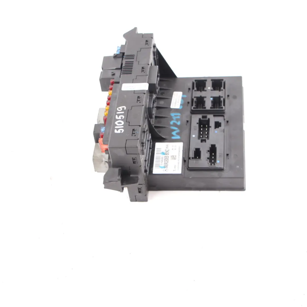 Sam Unit Module Fuse Box Relay Box Front to Mercedes W211 with Part number A2115453801 Mercedes W211 Sam Unit Module Fuse Box Relay Box Front - SKU A2115453801 - Part number A2115453801
