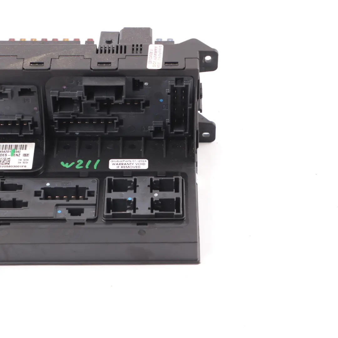 Front Fuse Box SAM SRB Module Relay Control Unit to Mercedes W211 with Part number A2115459101 Mercedes W211 Front Fuse Box SAM SRB Module Relay Control Unit - SKU A2115454201 - Part number A2115459101
