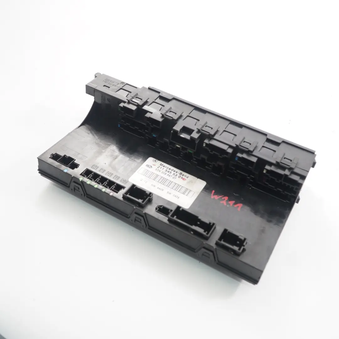  Caja de fusibles Mercedes W211 Caja de fusibles del módulo maletero trasero SAM - SKU A2115455301 - Número de pieza A2115455301