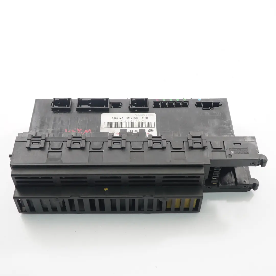 Caja de fusibles Mercedes W211 Caja de fusibles del módulo maletero trasero SAM para  con número de pieza A2115455301  Caja de fusibles Mercedes W211 Caja de fusibles del módulo maletero trasero SAM - SKU A2115455301 - Número de pieza A2115455301