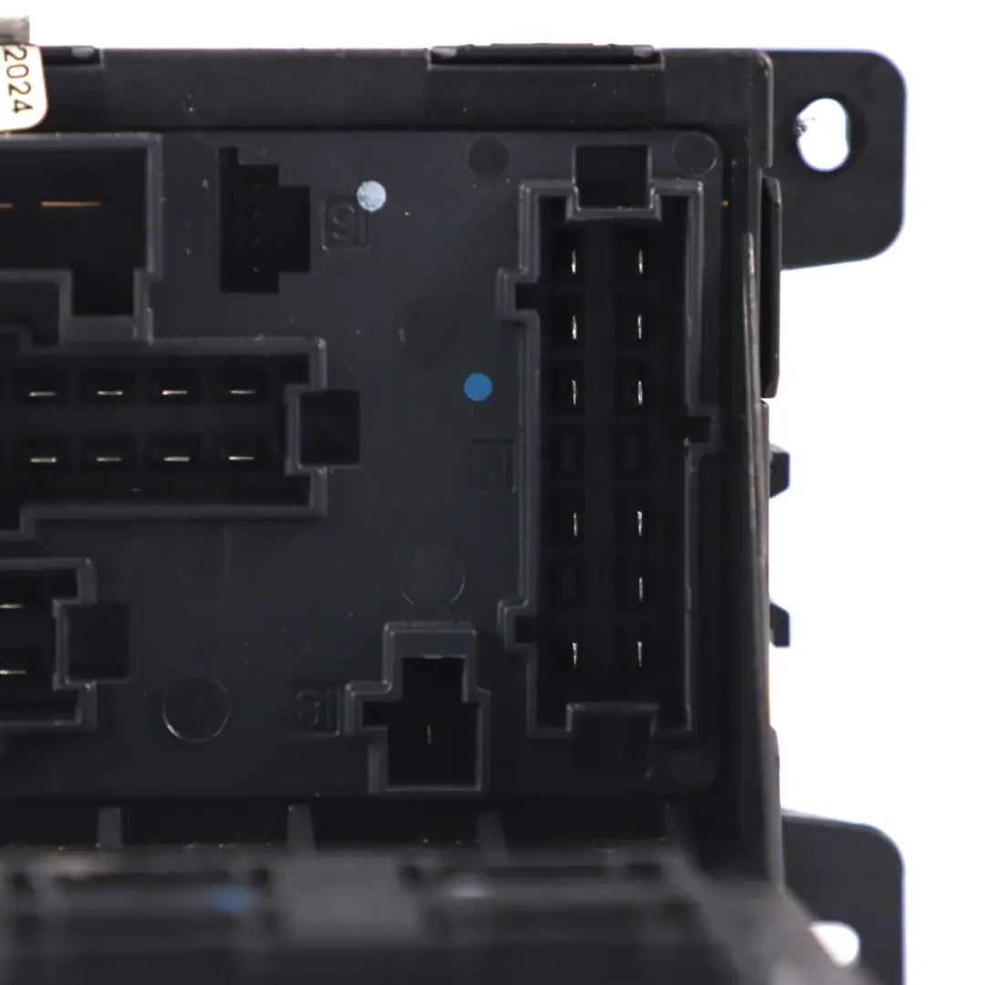Front Fuse Box SAM Relay Control Module Mercedes C219 - SKU A2115457301 - Part number A2115457801