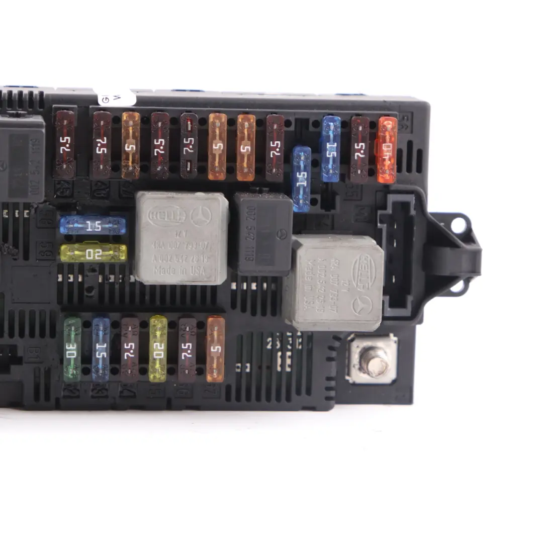Scatola dei fusibili Modulo controllo SAM anteriore per Mercedes W211 CLS C219 con numero di parte A2115457701 Mercedes W211 CLS C219 Scatola dei fusibili Modulo controllo SAM anteriore - SKU A2115457701 - Numero di parte A2115457701