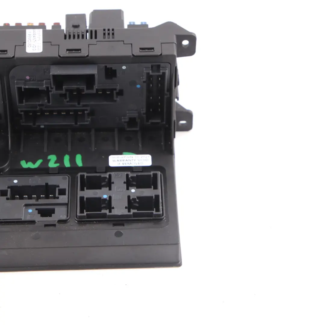 Caja de Fusibles Módulo Control SAM Delantero para Mercedes W211 CLS C219 con número de pieza A2115457701 Mercedes W211 CLS C219 Caja de Fusibles Módulo Control SAM Delantero - SKU A2115457701 - Número de pieza A2115457701