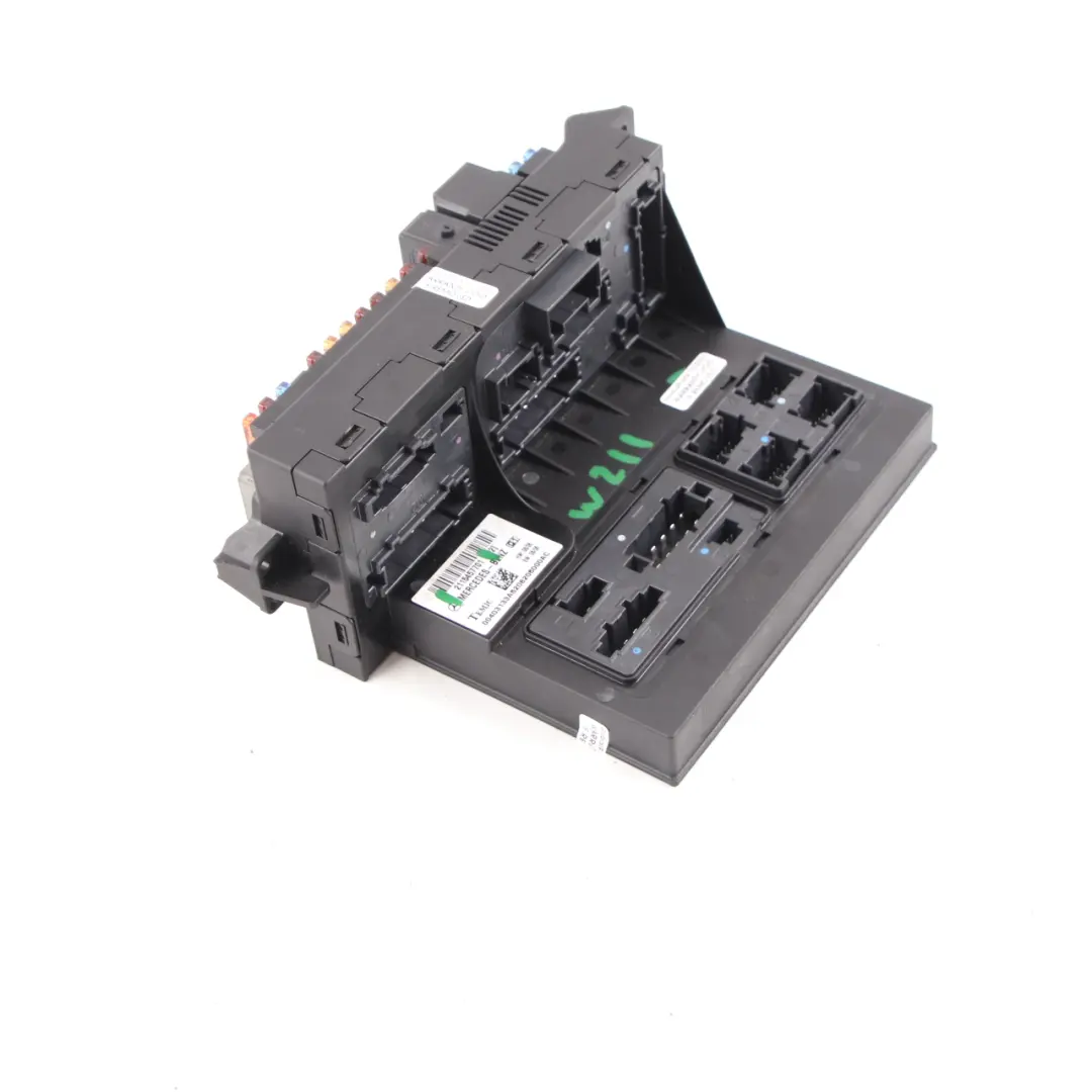Mercedes W211 CLS C219 Caja de Fusibles Módulo Control SAM Delantero - SKU A2115457701 - Número de pieza A2115457701