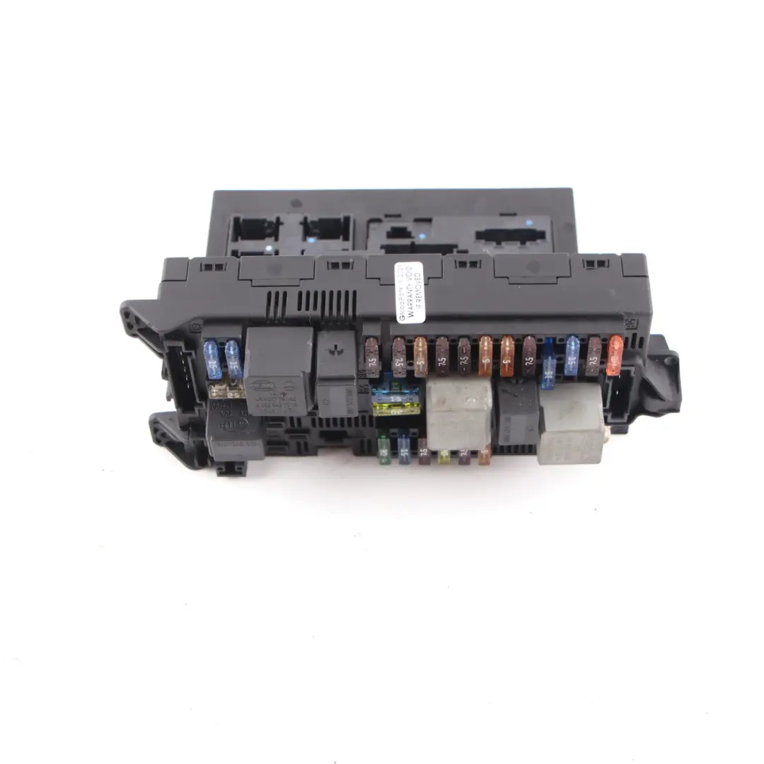 Boîte à fusibles avant Module de contrôle SAM pour Mercedes W211 CLS C219 à propos du numéro de pièce A2115457701 Mercedes W211 CLS C219 Boîte à fusibles avant Module de contrôle SAM - SKU A2115457701 - Numéro de pièce A2115457701